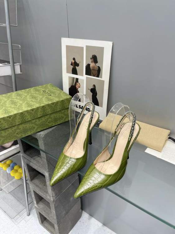 Picture of Gucci Shoes _SKUGuccisz35-4310cmmnf02117461
